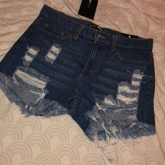 Never worn! - Picture 1 of 2